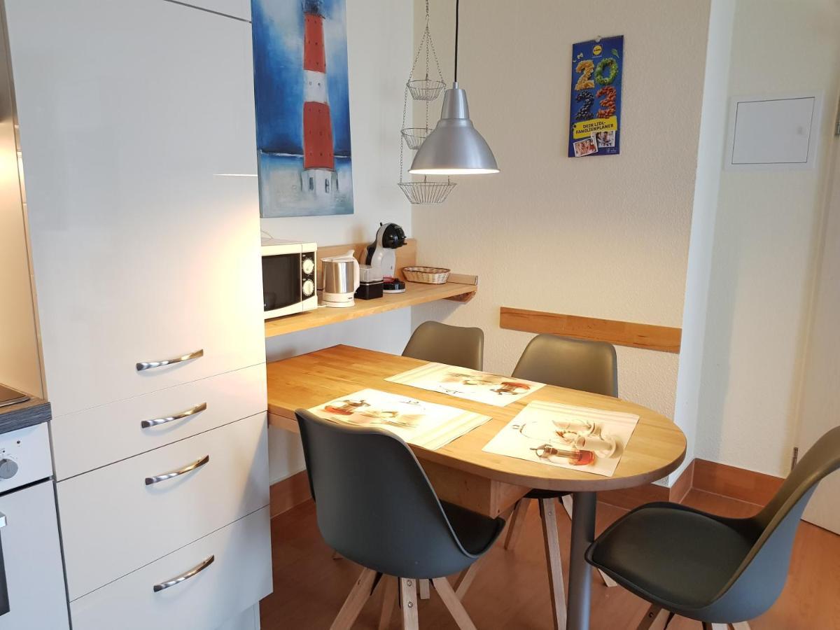 Ferienwohnung 5 Im Strandhaus Lobbe Esterno foto