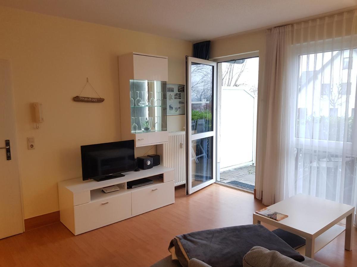 Ferienwohnung 5 Im Strandhaus Lobbe Esterno foto