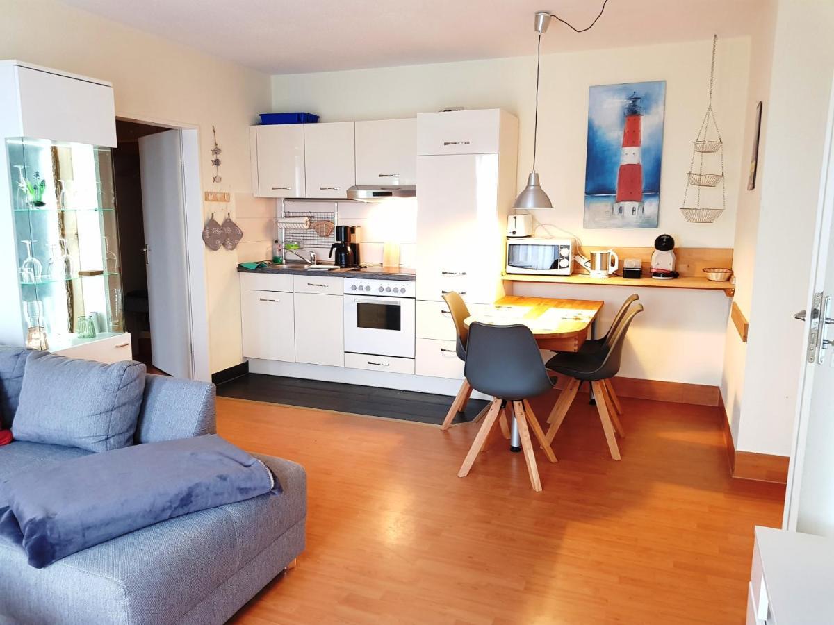 Ferienwohnung 5 Im Strandhaus Lobbe Esterno foto