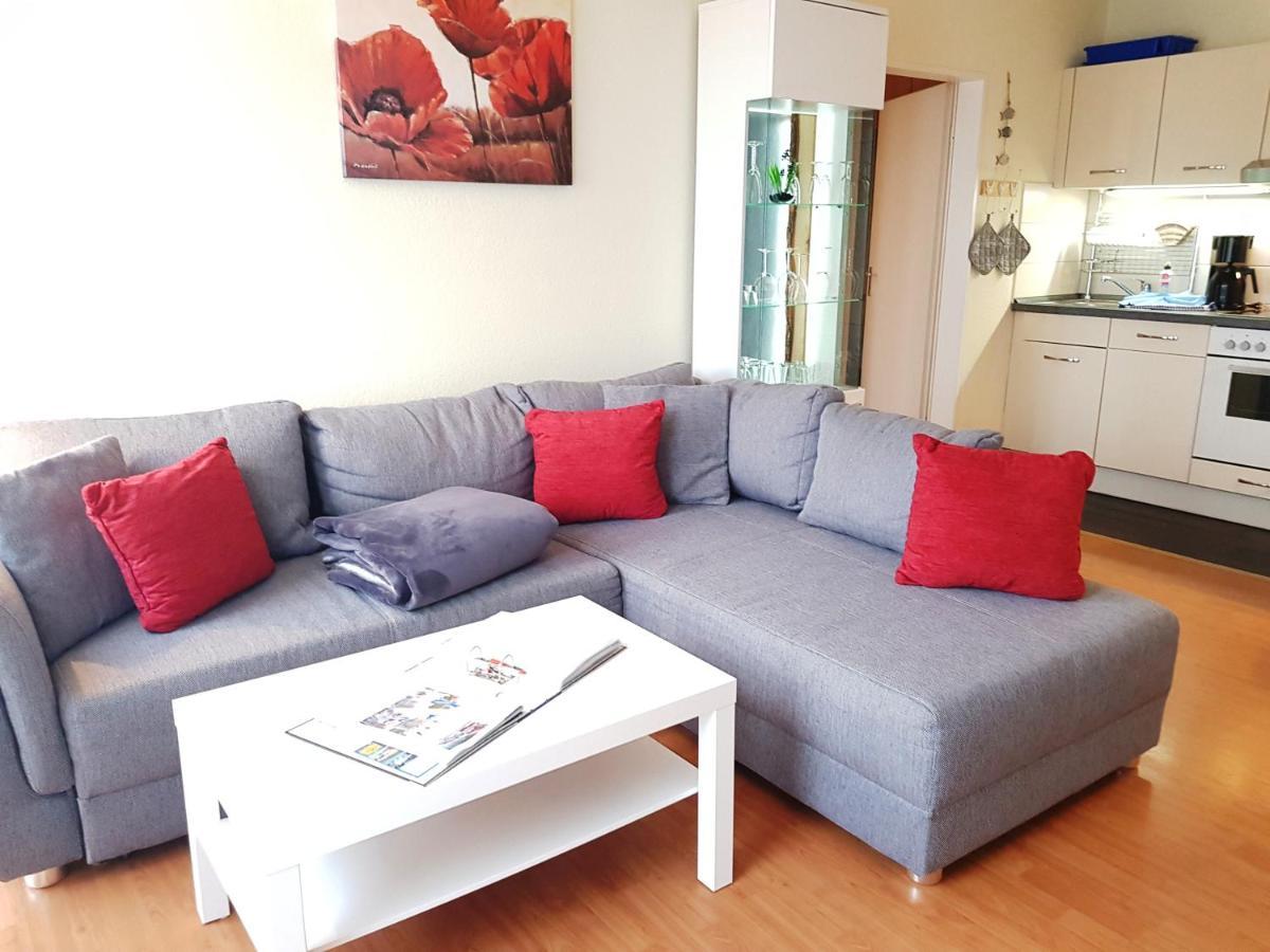 Ferienwohnung 5 Im Strandhaus Lobbe Esterno foto