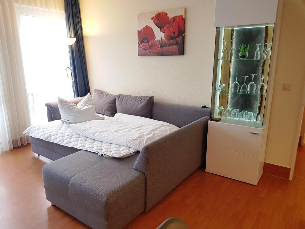 Ferienwohnung 5 Im Strandhaus Lobbe Esterno foto